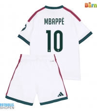 Billiga Real Madrid Kylian Mbappe #10 Hemmatröja Barn 2026-27 Kortärmad (+ Korta byxor)